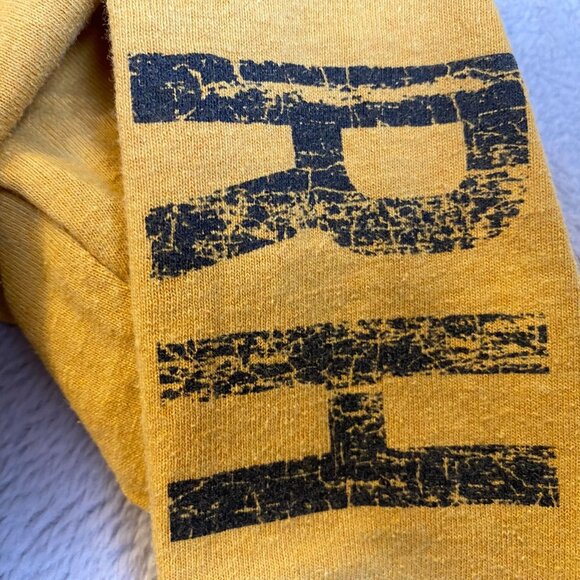 Carhartt Mens Long-Sleeve Logo Pocket Tee Small Mustard Yellow Sleeve Spell Out - Picture 6 of 13